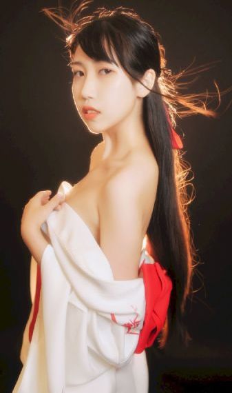 满天星《高压监狱》免费播放